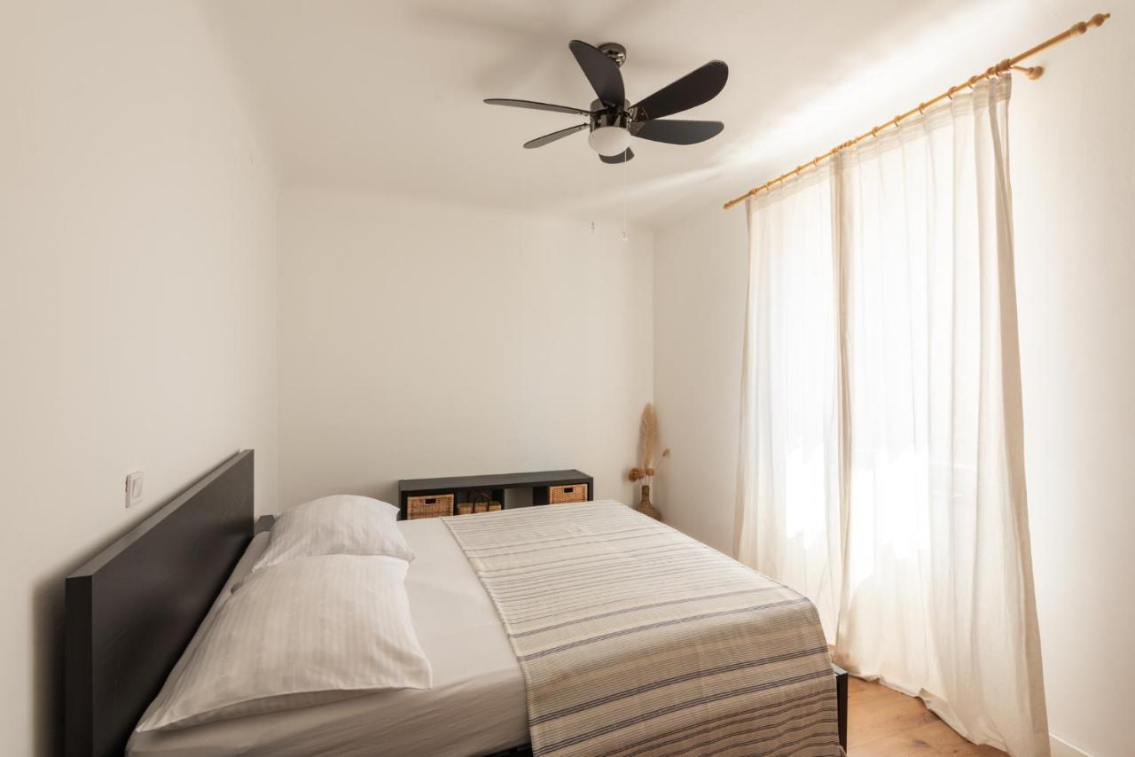 Pula City Apartment With Private Parking Free Exterior photo